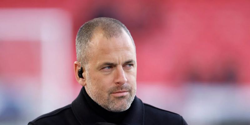 Joe Cole đang là huấn luyện viên đội bóng